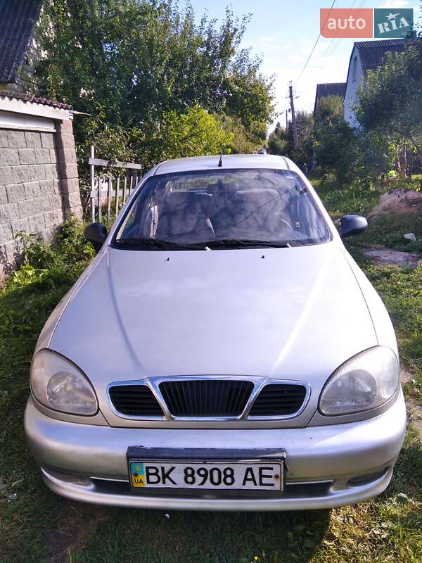 Седан Daewoo Lanos 2006 в Ровно