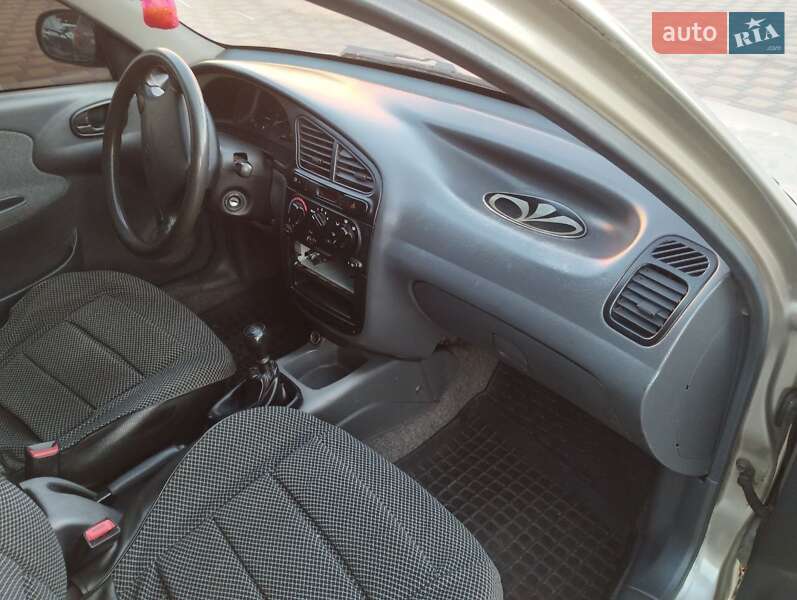 Седан Daewoo Lanos 2008 в Гайсине