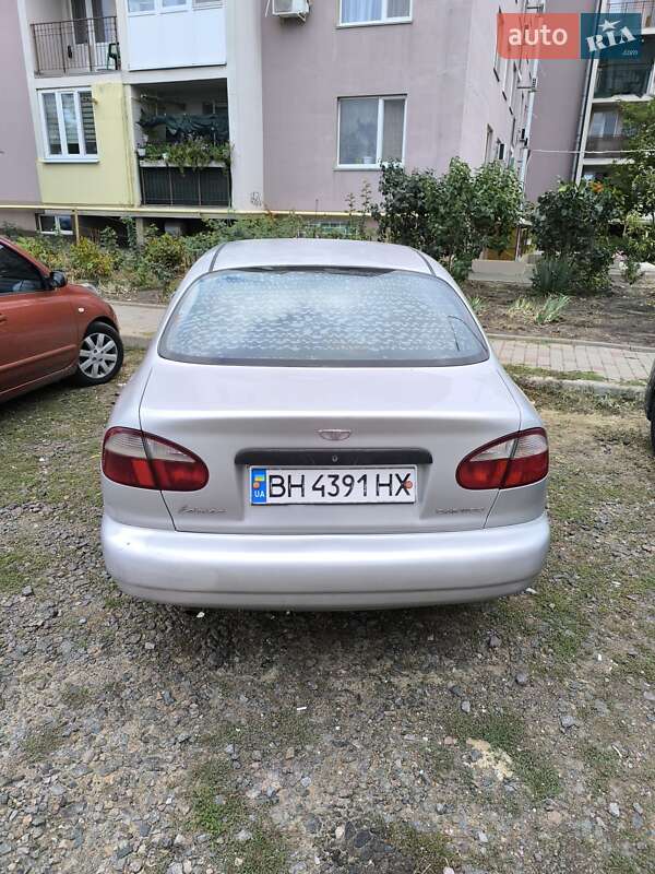 Седан Daewoo Lanos 2003 в Одессе