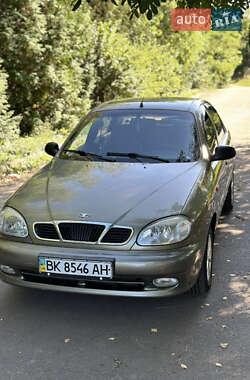 Седан Daewoo Lanos 2004 в 
