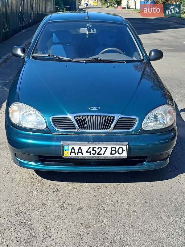 Седан Daewoo Lanos 2006 в Киеве
