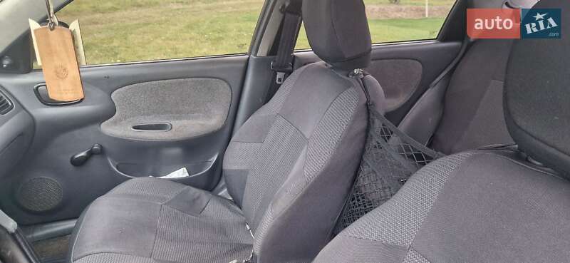 Седан Daewoo Lanos 2006 в Киеве