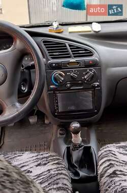 Седан Daewoo Lanos 2002 в 