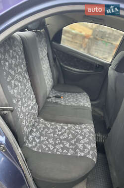 Седан Daewoo Lanos 2004 в 