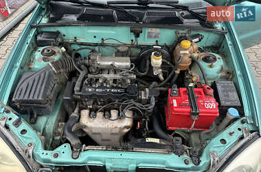 Седан Daewoo Lanos 1999 в 