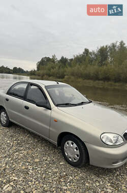 Седан Daewoo Lanos 2009 в 