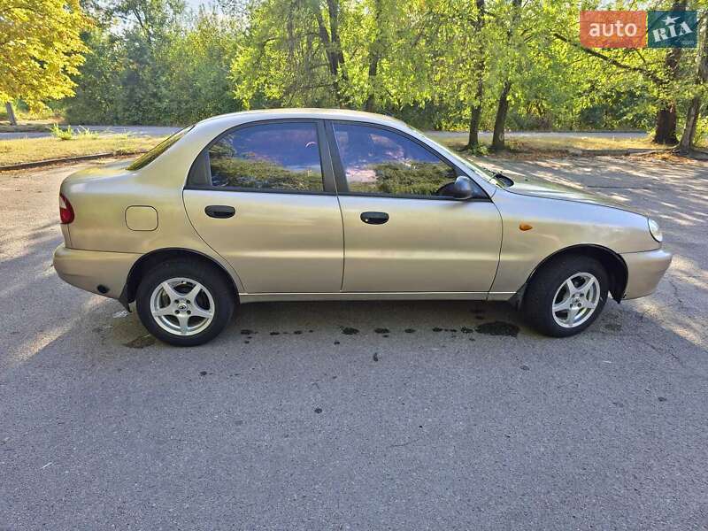 Седан Daewoo Lanos 2008 в Желтых Водах