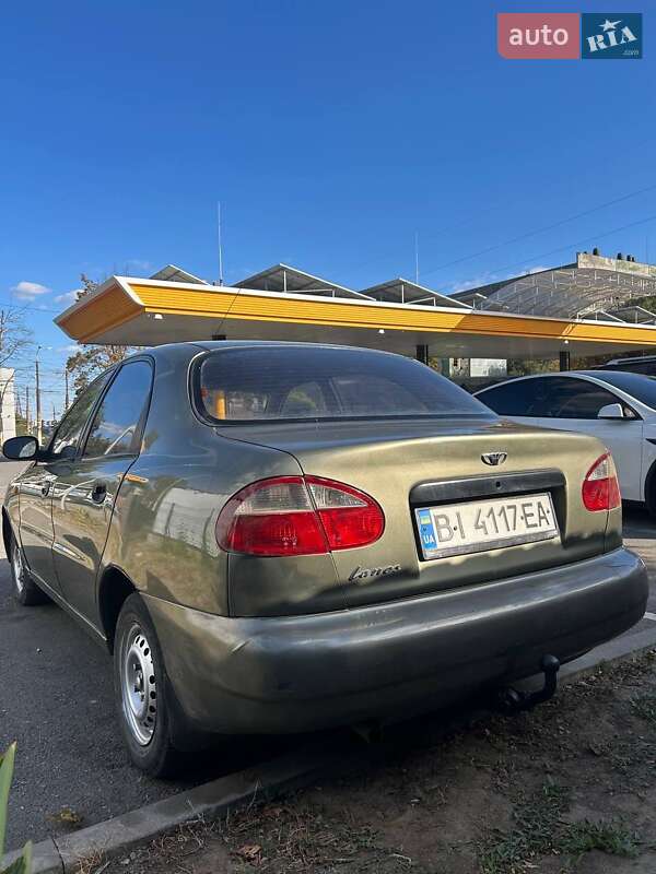 Седан Daewoo Lanos 2002 в Днепре