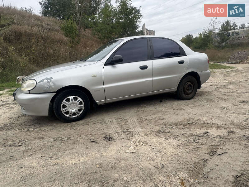 Седан Daewoo Lanos 2006 в Киеве
