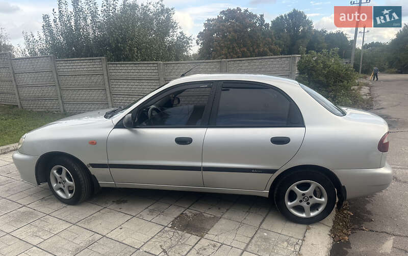 Седан Daewoo Lanos 2003 в Каменском