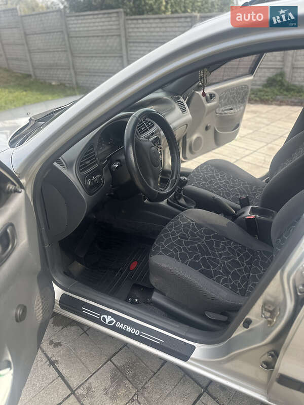 Седан Daewoo Lanos 2003 в Каменском