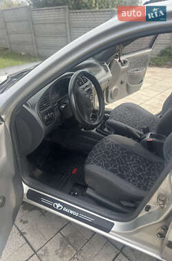 Седан Daewoo Lanos 2003 в 