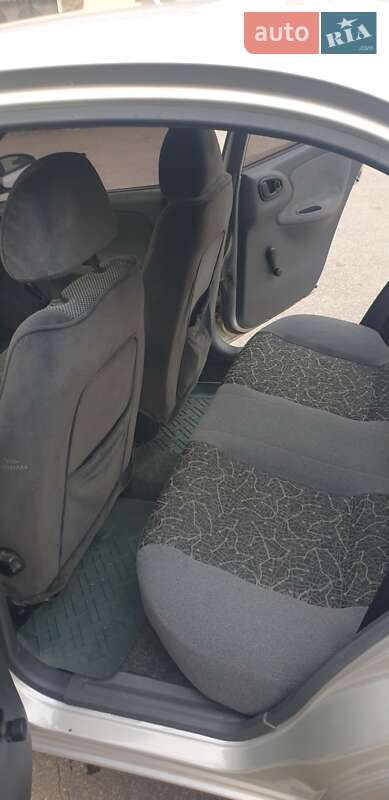 Седан Daewoo Lanos 2005 в Харькове