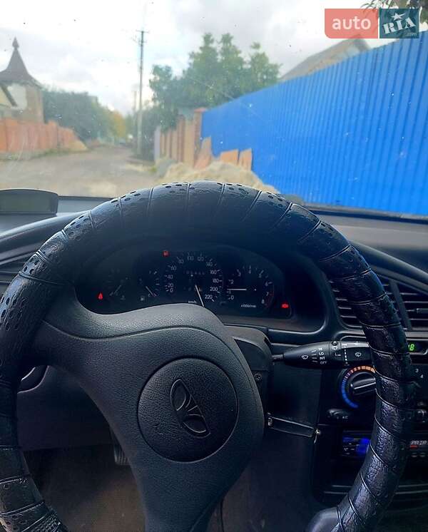 Седан Daewoo Lanos 2001 в Полтаві
