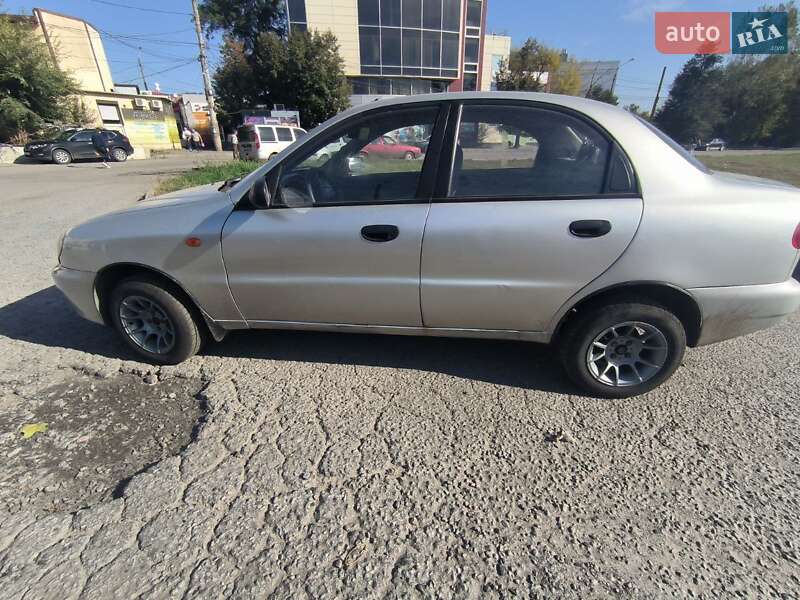 Седан Daewoo Lanos 2005 в Харькове