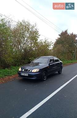 Седан Daewoo Lanos 2002 в Бібрці