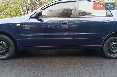 Седан Daewoo Lanos 2002 в 