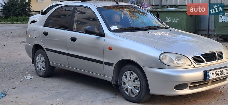 Седан Daewoo Lanos 2004 в Житомире
