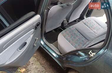 Седан Daewoo Lanos 2004 в 