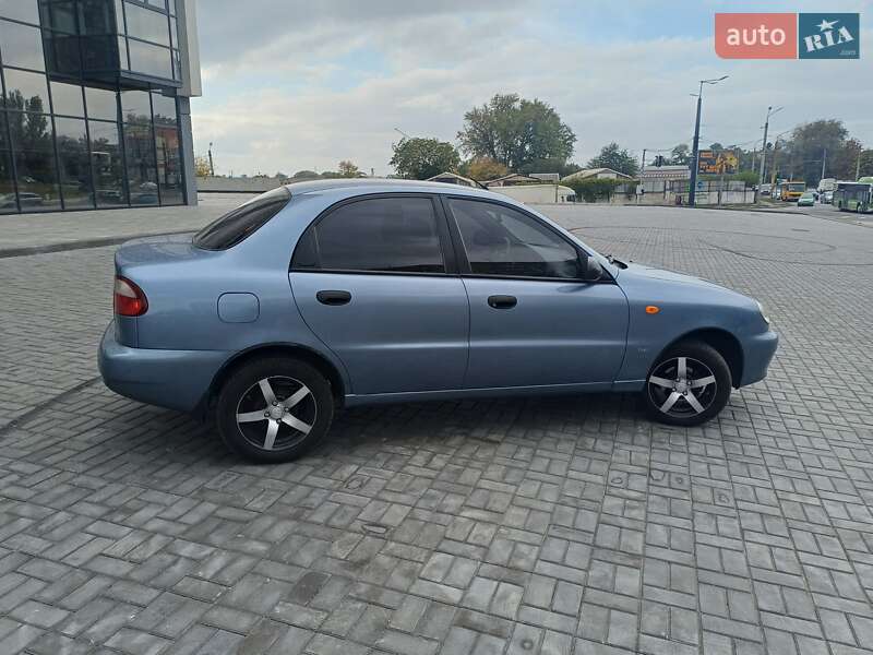 Седан Daewoo Lanos 2008 в Днепре