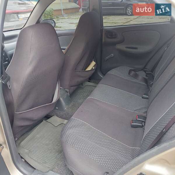 Седан Daewoo Lanos 2008 в Луцке