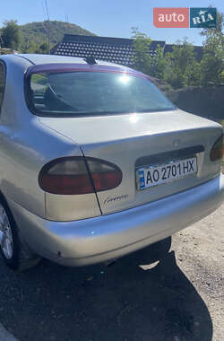 Седан Daewoo Lanos 2004 в 