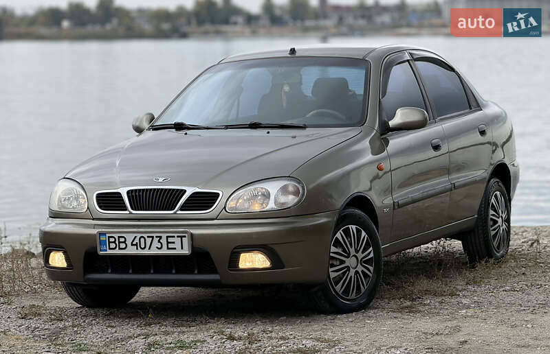 Седан Daewoo Lanos 2003 в Днепре