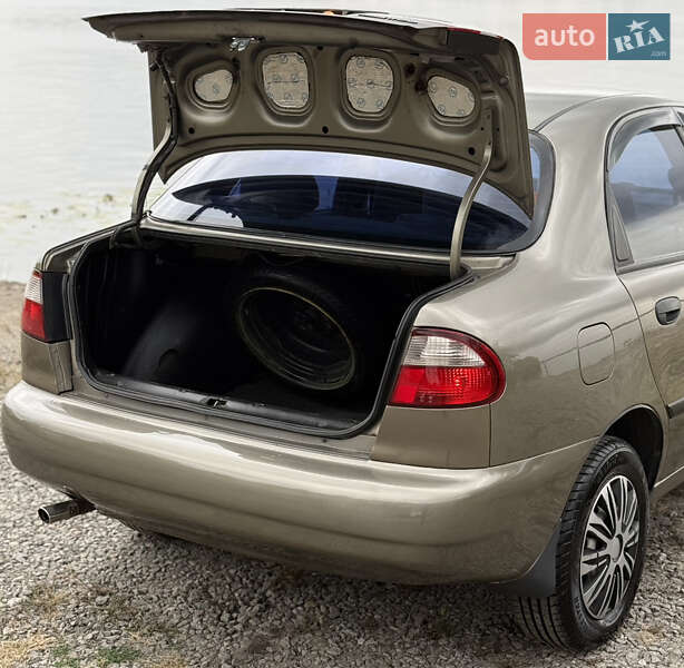 Седан Daewoo Lanos 2003 в Днепре