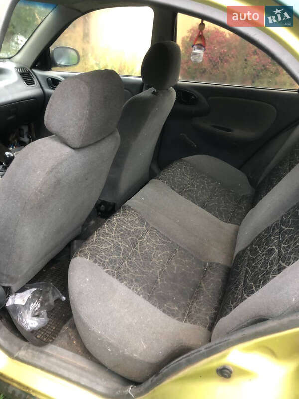 Седан Daewoo Lanos 2007 в Козелеці
