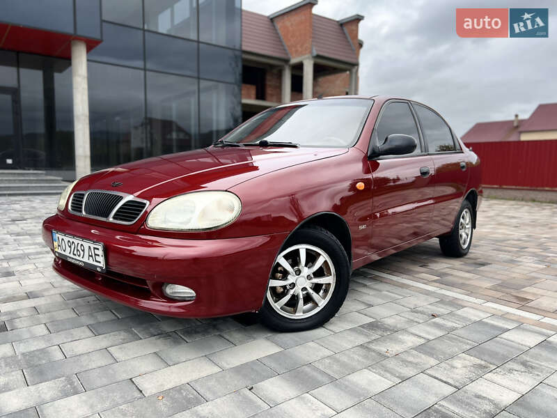 Седан Daewoo Lanos 2006 в Тячеві