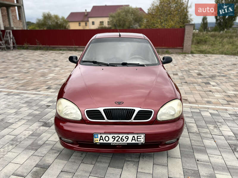 Седан Daewoo Lanos 2006 в Тячеві
