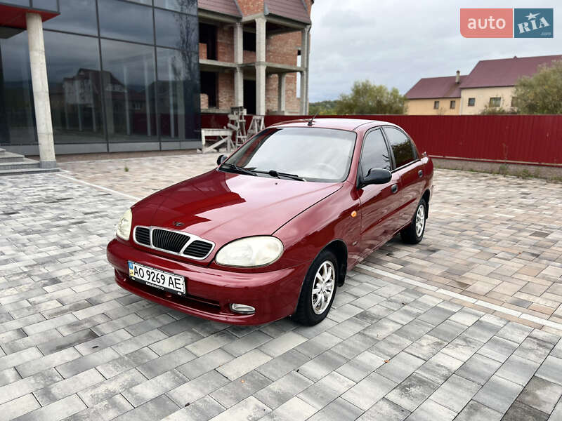 Седан Daewoo Lanos 2006 в Тячеві