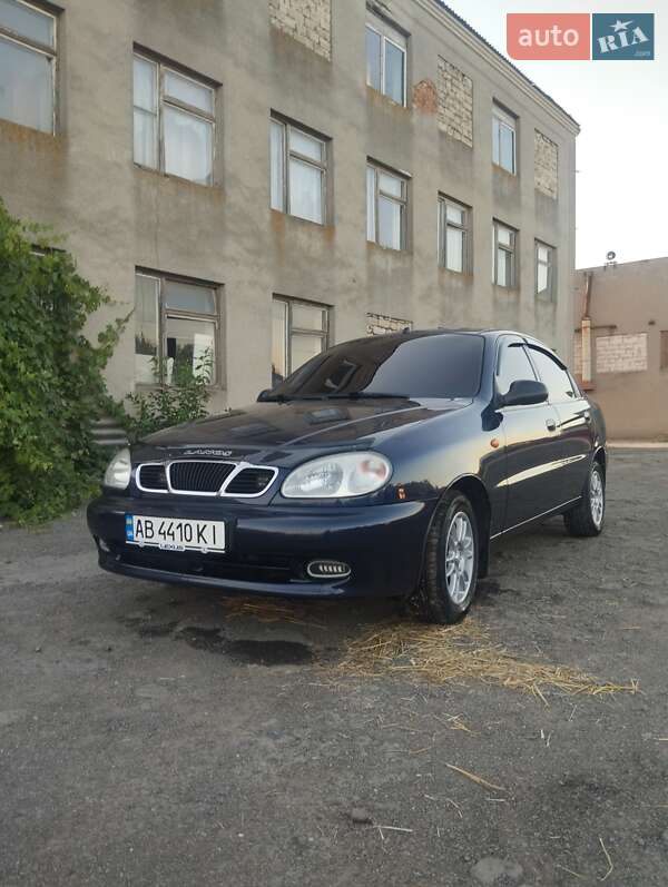 Седан Daewoo Lanos 2004 в Томашполе