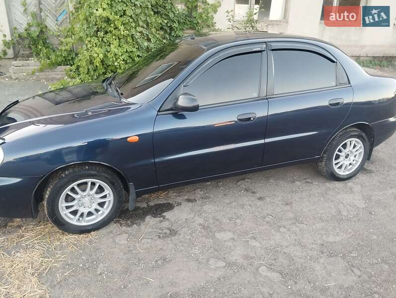 Седан Daewoo Lanos 2004 в Томашполе