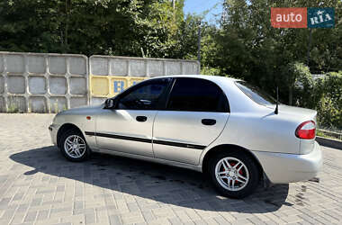 Седан Daewoo Lanos 2000 в 