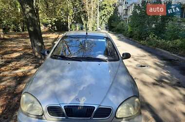 Седан Daewoo Lanos 2004 в Киеве