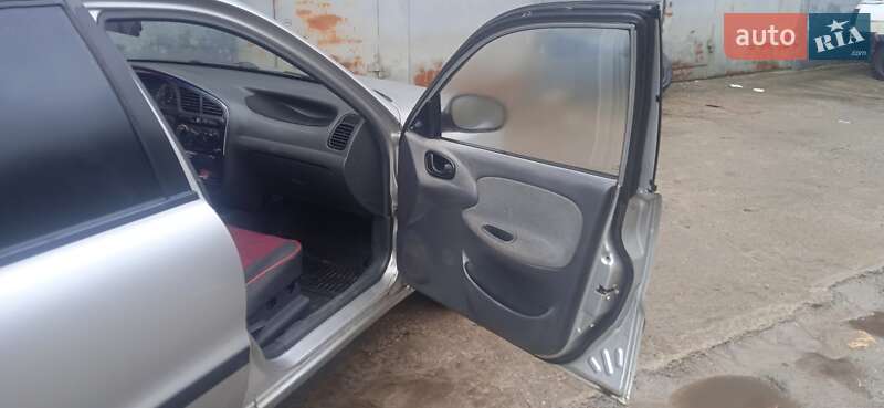 Седан Daewoo Lanos 2008 в Киеве