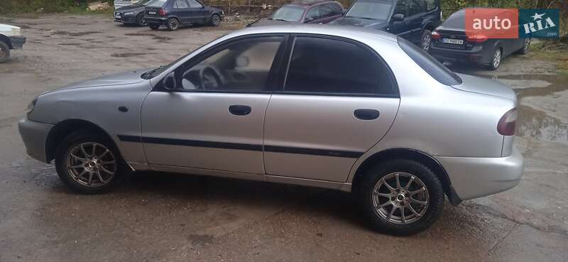 Седан Daewoo Lanos 2008 в Киеве