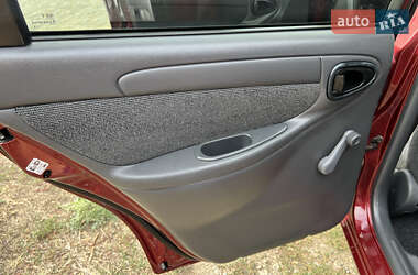 Седан Daewoo Lanos 2012 в 