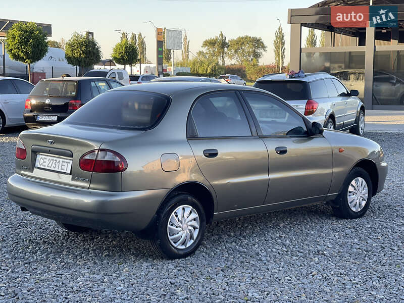 Седан Daewoo Lanos 2003 в Чернівцях