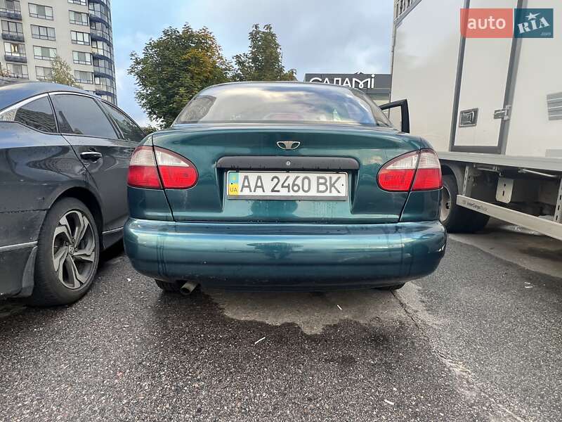 Седан Daewoo Lanos 2005 в Киеве