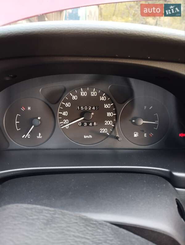 Седан Daewoo Lanos 2002 в Черкассах