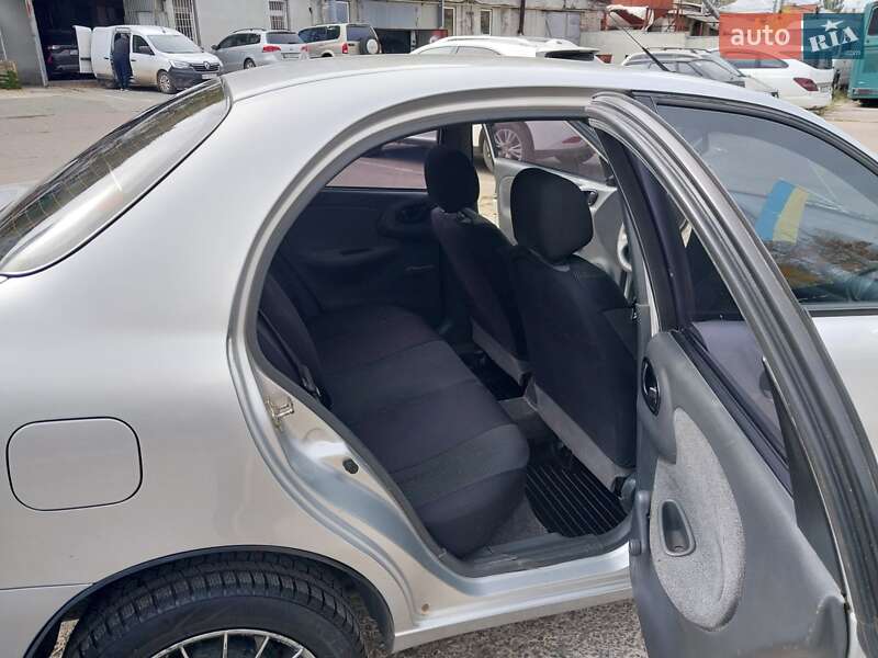 Седан Daewoo Lanos 2008 в Миколаєві