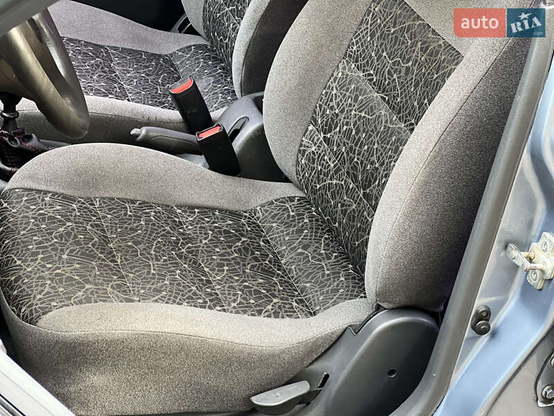 Седан Daewoo Lanos 2008 в Києві