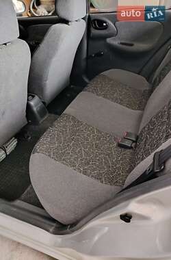 Седан Daewoo Lanos 2006 в 
