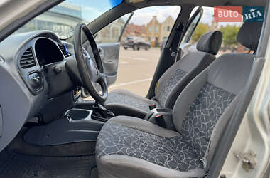 Седан Daewoo Lanos 2004 в  фото 16 Седан Daewoo Lanos 2004 в