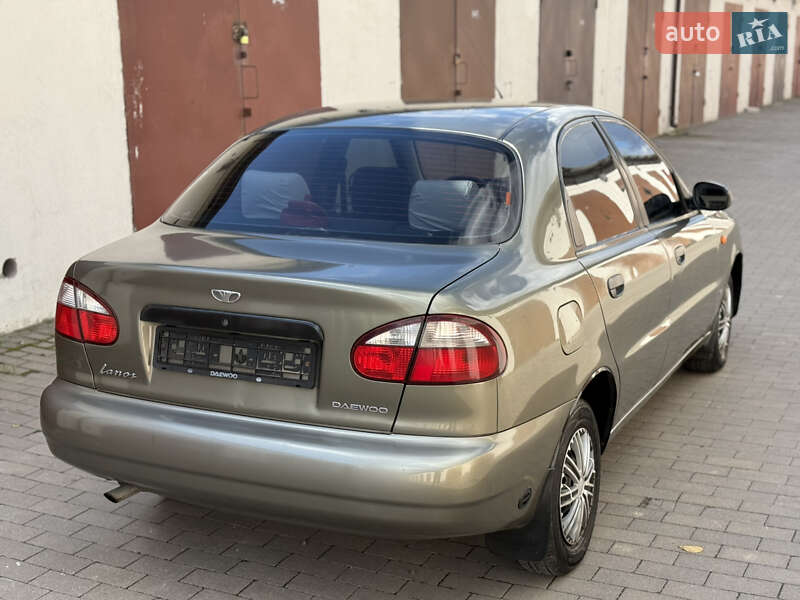 Седан Daewoo Lanos 2004 в Вінниці
