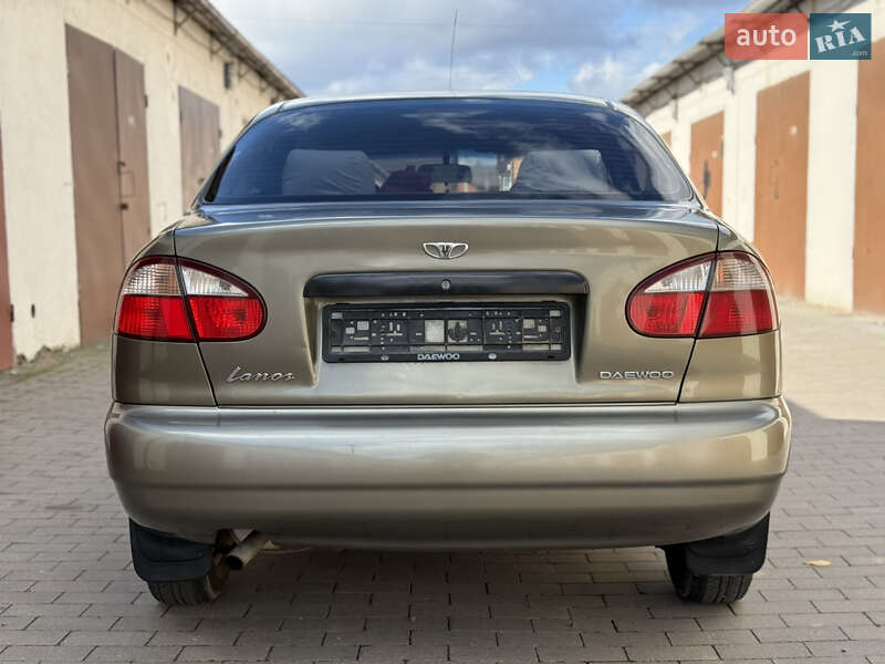 Седан Daewoo Lanos 2004 в Вінниці