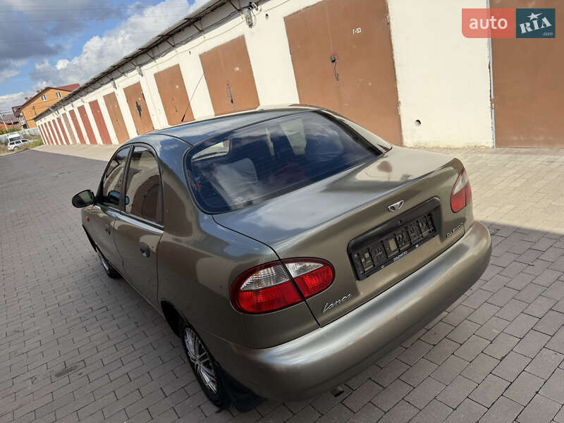 Седан Daewoo Lanos 2004 в Вінниці