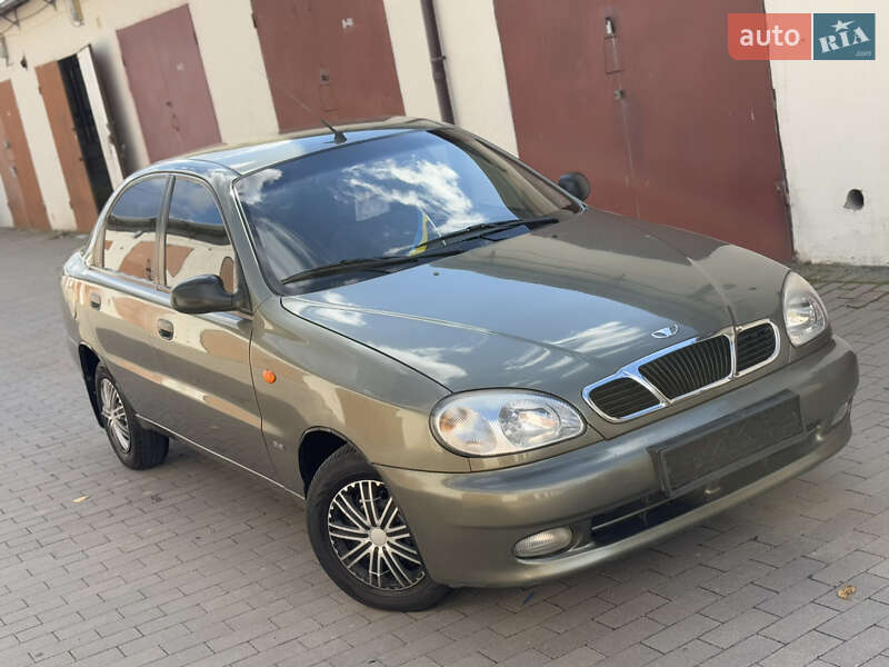 Седан Daewoo Lanos 2004 в Вінниці